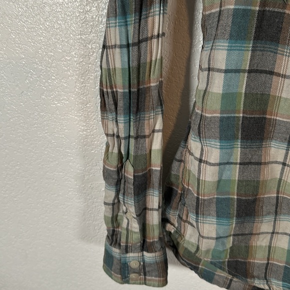 Filson Light Weight Plaid Cotton Flannel Button Down Shirt Size Small - Picture 2 of 8